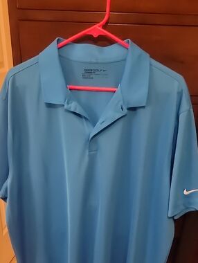 NWOT Nike Men’s Light Blue Golf Polo Size 2XL